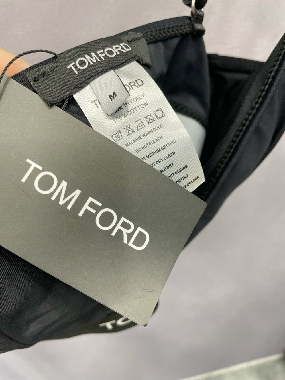 Tom Ford Black Bralette with High-Waist Black Leggings - Picture 2 of 8
